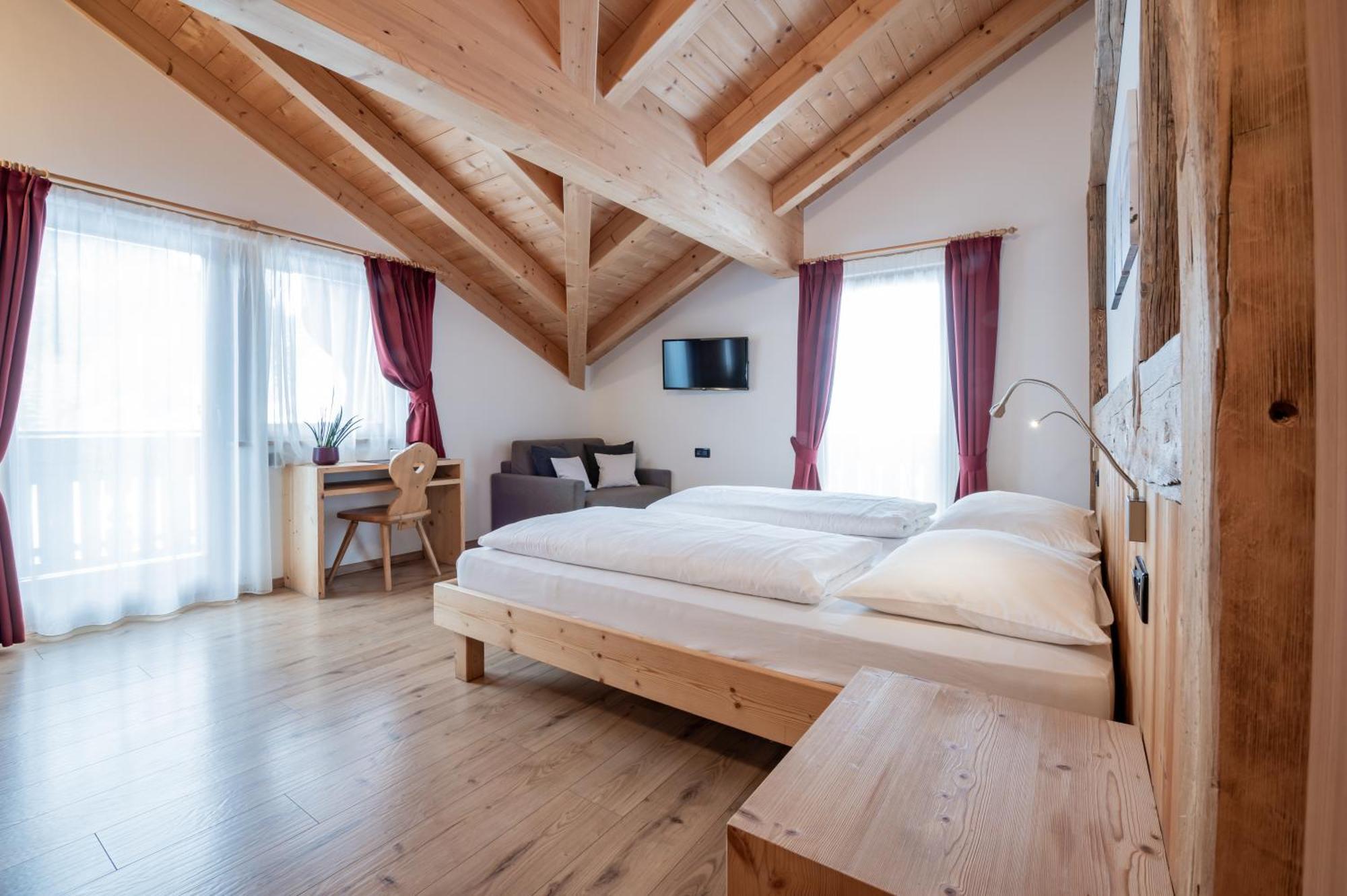 Rifugio La Para San Vigilio Di Marebbe Εξωτερικό φωτογραφία